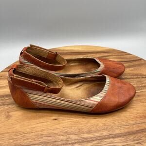 Miz Mooz Kazu Flats Womens 7 M Brown Leather Striped Ankle Strap Comfort Shoes